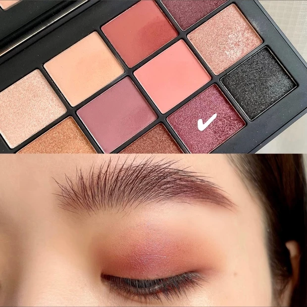 NARS エクストリームエフェクト アイシャドーパレット