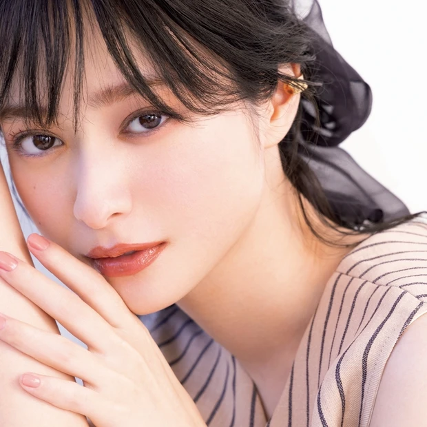 中野明海さんが伝授！ 今っぽさが光る、くすみ色のワントーンメイク