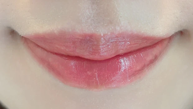 スナイデル ビューティ ルージュ スナイデル n 04のスウォッチ①