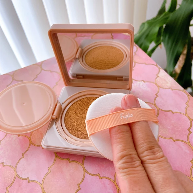 コスパ抜群！【これ１つでベースメイク完成👏】クッションファンデLOVEな私がオススメするFujiko「デュアルクッション ファンデーション」💕_2_3