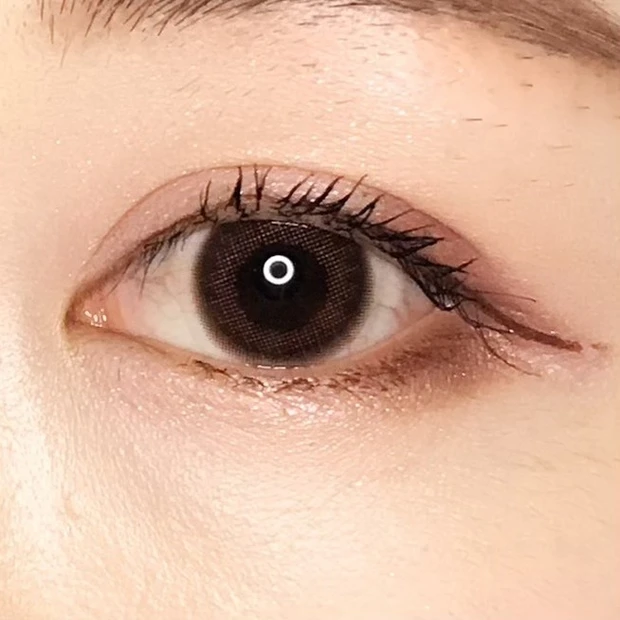 【さっしーカラコンレポ】ちゅるん系に圧倒的人気のおすすめ3色と猫目になれる新色レポ_2