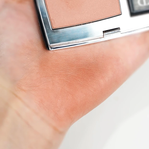 【マキア表紙メイク】MAQUIA2月号の表紙は、綾瀬はるかさん。透明感溢れるナチュラルメイクに挑戦!_11_1