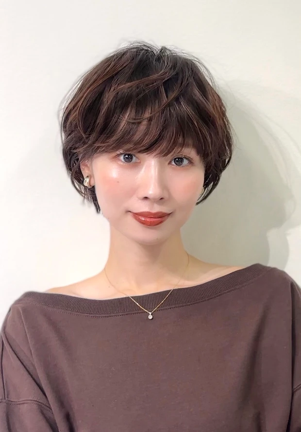 開運ヘア 2026年　髪型　ショート　ショートヘア　小顔ヘア　正面  VIEW レイジ