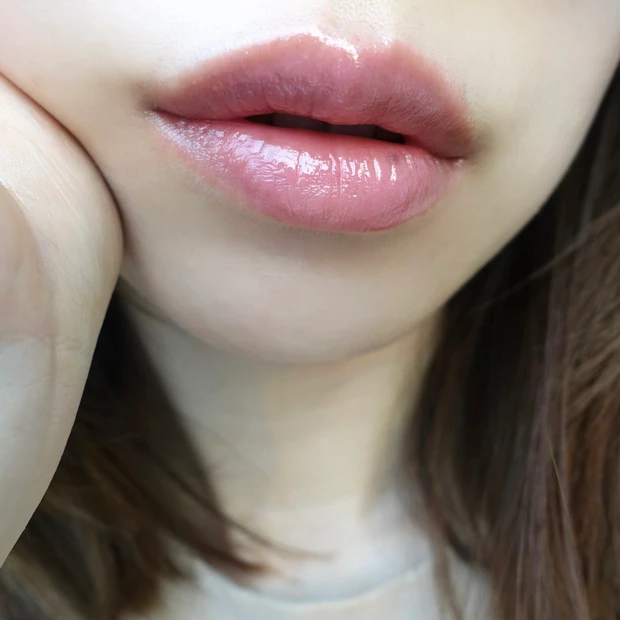 Fujiko ノールックリップ キュンなリップ フジコ 全色レビュー プチプラリップ プチプラコスメグランプリ2024 マキア 02 キュンなピンク