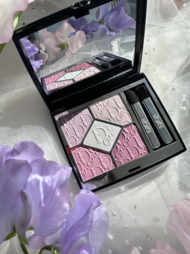 かわいすぎ〜♡ディオールの春！！！！！！！♡
話題の春コスメご紹介♪_2