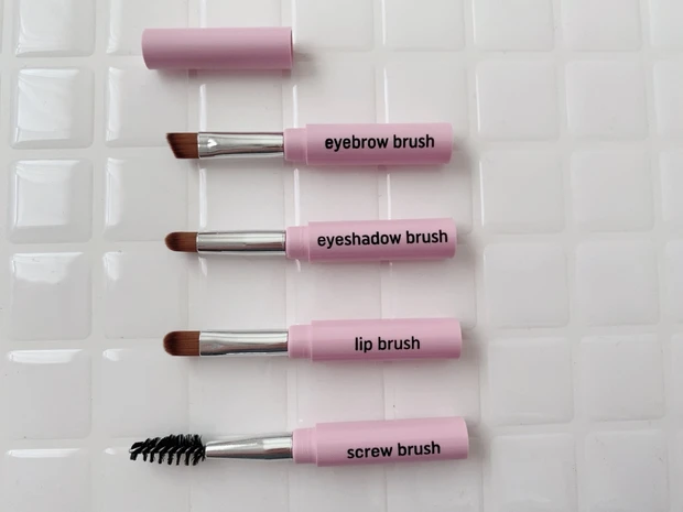 【MAQUIA9月号】使用感に満足♡な付録&2020年上半期みんなのベストコスメ大特集は要必見！_2_1