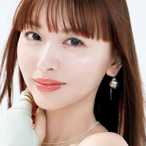 【鈴木えみさん】最新の愛用スキンケア14選! 「1日に3回は鏡を見て自分の肌状態をチェック」