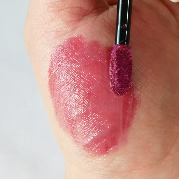 ヴィセ ネンマクフェイクリキッド RD430 ローズのため息 ブルベ冬