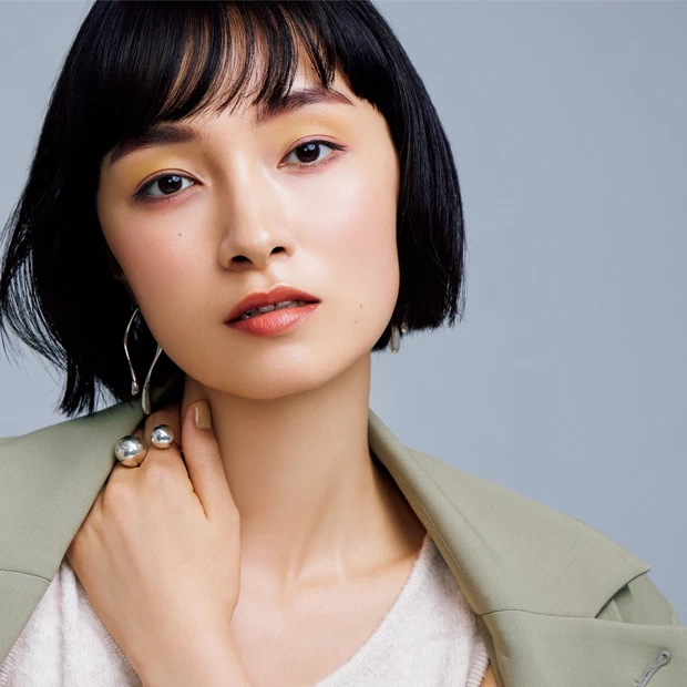 paku☆chan 【シンプル顔】さんは質感を操ることでパーツの直線美を強調