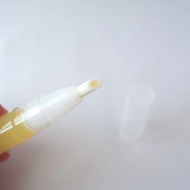 無印良品　甘皮ケアオイル