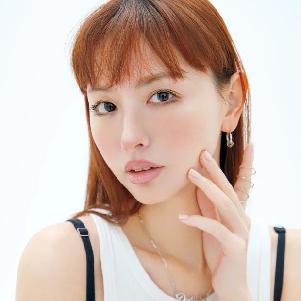 【令和版・平成メイク】ヌーディーリップは「白み系」から「白みピンク」にアップデート! イガリシノブさんが指南