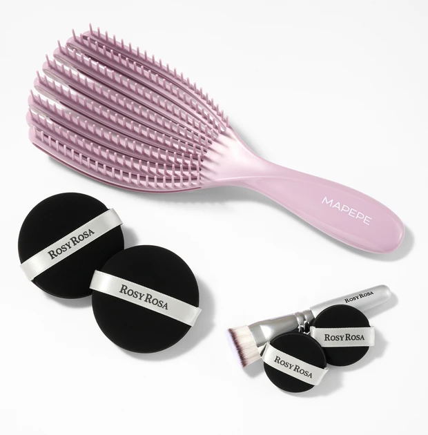 2026年3月28日開催 マキアサロン お土産　ロージーローザ　マペペ フィンガーフレックスブラシ（パープル）　ロージーローザ マルチファンデパフ２P　ロージーローザ マルチファンデブラシ＆パフ＜プチサイズ＞