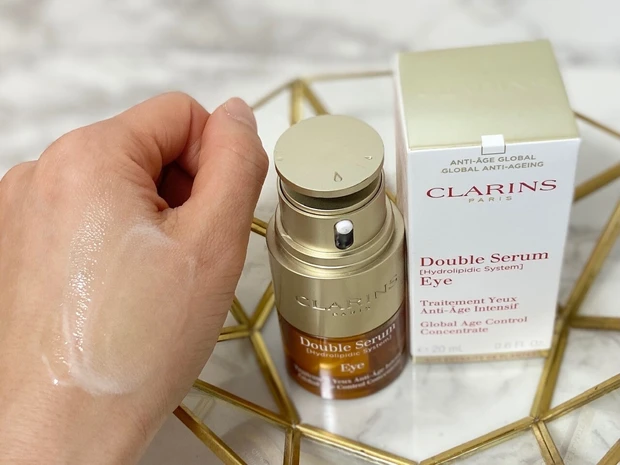 【ベストコスメ】目元しっとり、ふっくら！やっぱり良かったクラランス！_5