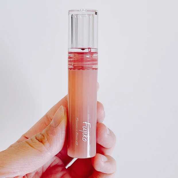 フジコ ニュアンスラップティント みな実の粘膜ピンク