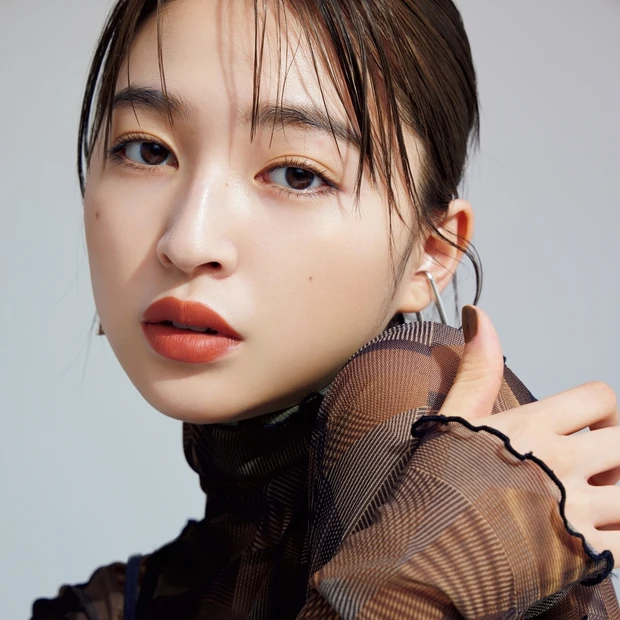 北原 果さんが伝授する、2ステップメイク。「ポイントをしぼって」時短で洒…