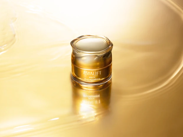 アスタリフトクリスマスコフレ2025　ジェリー アクアリスタ　ゴールドデザイン