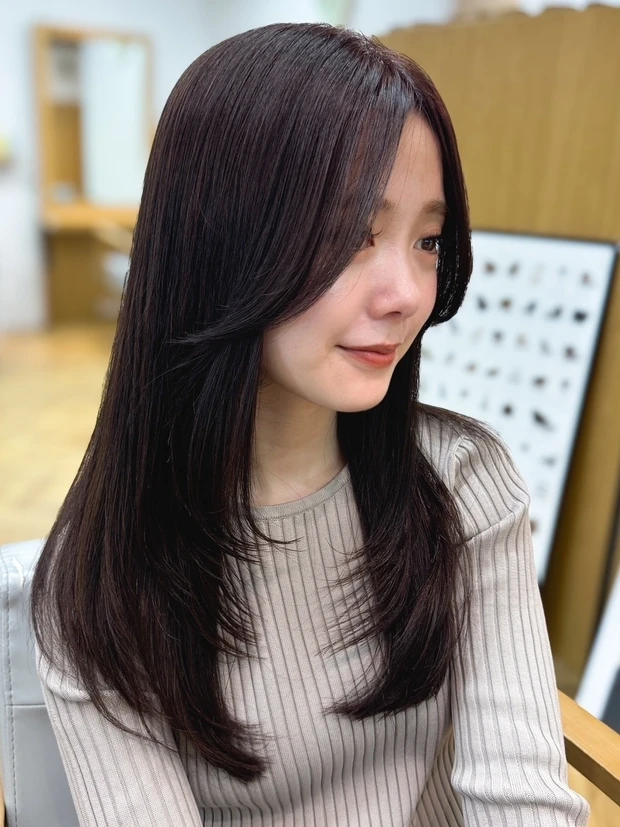 ヘアカタログ ロング ロングヘア センターパート サイド