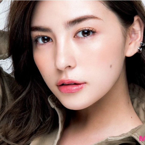 抜けやすいまつ毛を強くする、ケア効果のあるマスカラはコレ！ なんとキヌア…