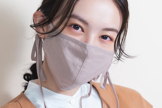 マスクに合わせてコーディネート！ プチプラで映える「秋のマスクメイク」_2_2