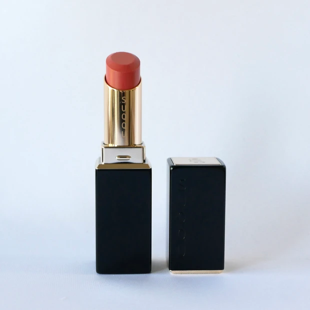 SUQQU モイスチャーグレイズ リップスティック　107 瑞桃　MIZUMOMO