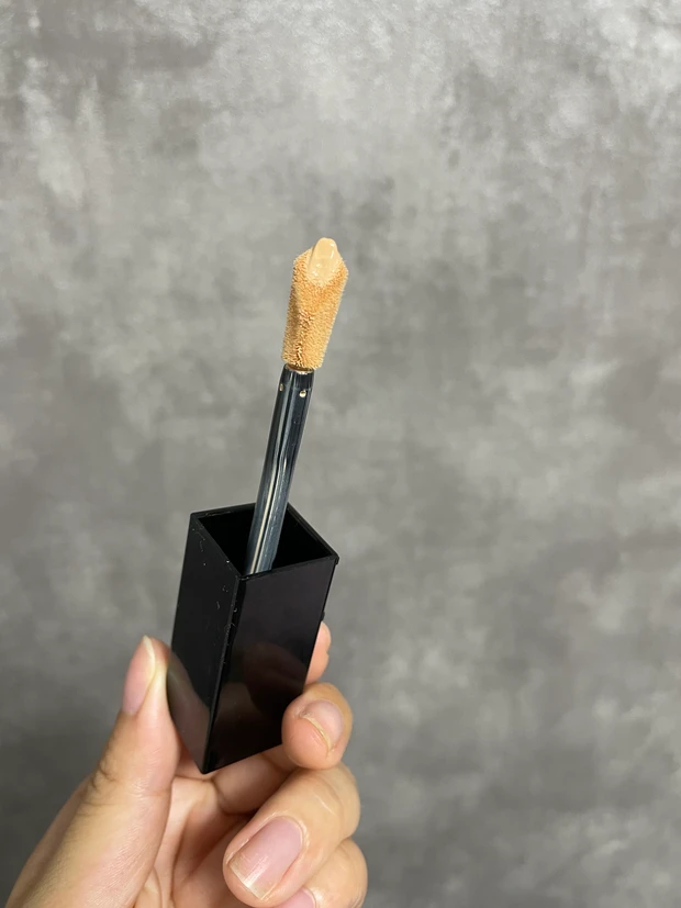 【2024年上半期MYベストコスメ】イヴ・サンローラン💄オールアワーズコンシーラー✨薄膜仕上げなのに悩みが消える！？【マキアベスコス使ってみた&徹底レビュー】_6_2