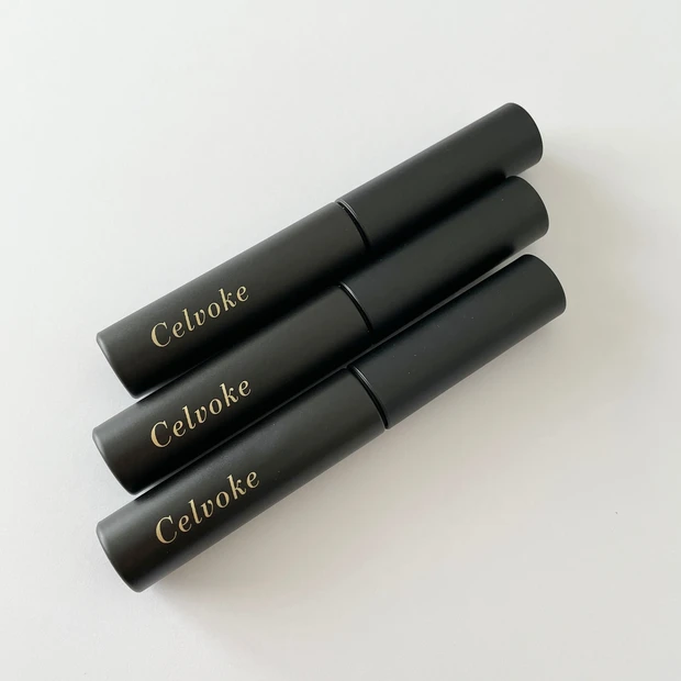 インディケイトアイブロウマスカラC ゴールドパッケージ