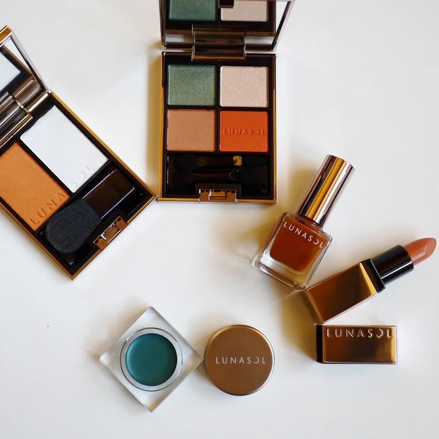 【2022春コスメ先行販売】1/21発売ルナソル春コスメ第1弾はアイカラーレーション＜14 AmberDusk＞がイチオシ！_7_2