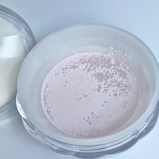 乾燥肌のマスクメイク！ジルスチュアートの可愛いルースパウダーで崩れにくいツヤ肌づくり。_2_1