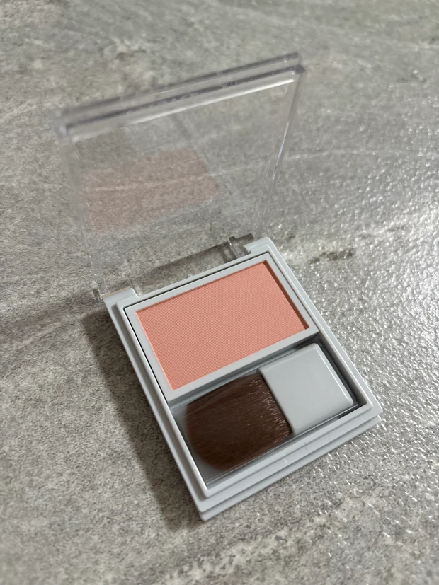 ファシオ　FASIO 新作　新商品　失敗しにくい フェイスカラー UV  血色感タイプ　チーク　プチプラ　イエベ　ブルベ　使い方　人気