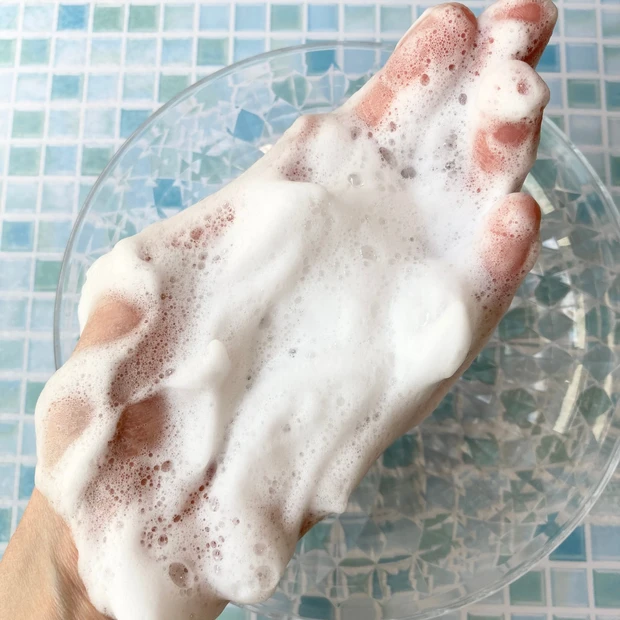 【ニキビや敏感肌の時でも安心♡】イニクスのクッション泡洗顔をレビュー!!_2_2