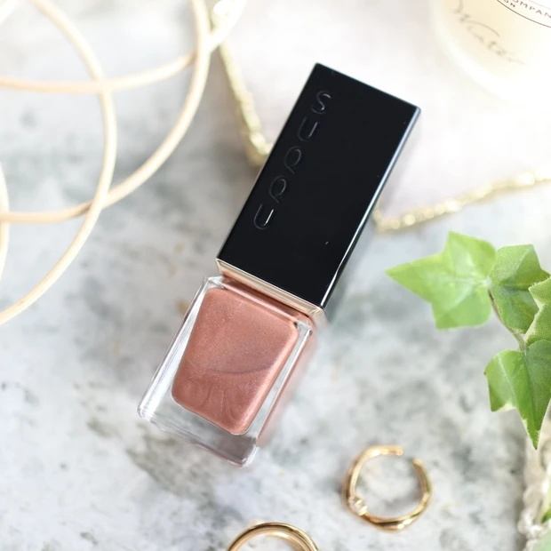 【夏ネイル】サンダルの季節到来！不器用な方でも簡単♪単色でもキマるメタリックカラー_1_2