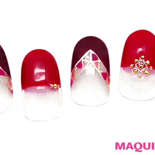 セクシーな大胆レッドの「ダブルフレンチ」はクリスマスにもぴったり！