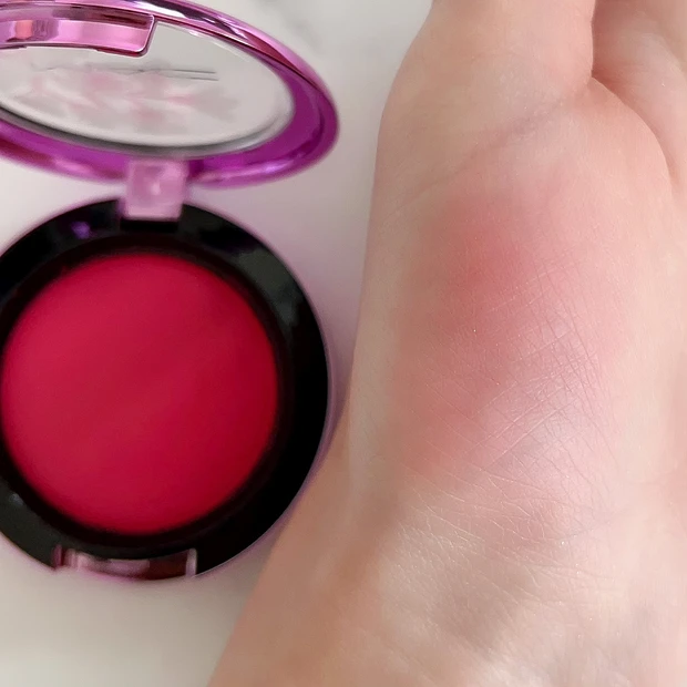 【M・A・C(マック)】ほんわり春めく頬に染め上げる限定カラー登場！ワイルドチェリーコレクション_6