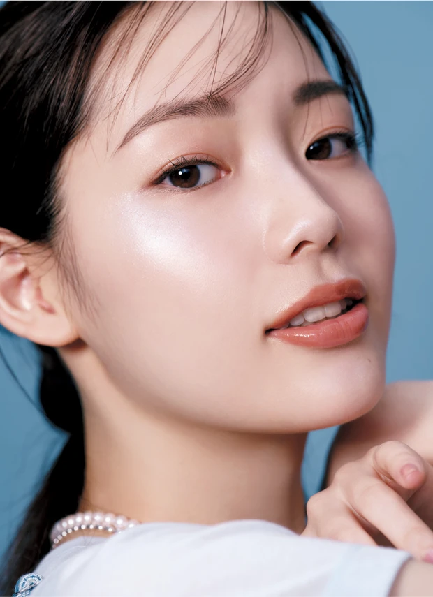 ディオール「ルミナイザー」が洒落顔になれると話題! メイクアップアーティストが攻略法を伝授