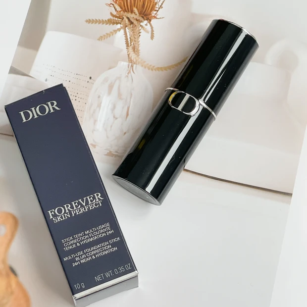 神崎恵さん愛用 ディオール スティックファンデーション