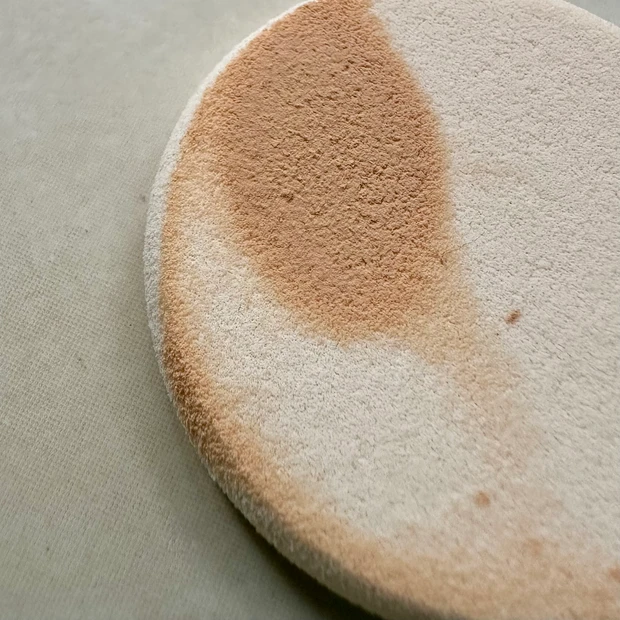 「汗と皮脂を味方につけるファンデがあるんだって！」夏の肌の味方 モイストラボ​「パウダレスフィット ファンデーション」_6_3