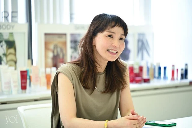 クラランス　B Corp　CSR  美容-3