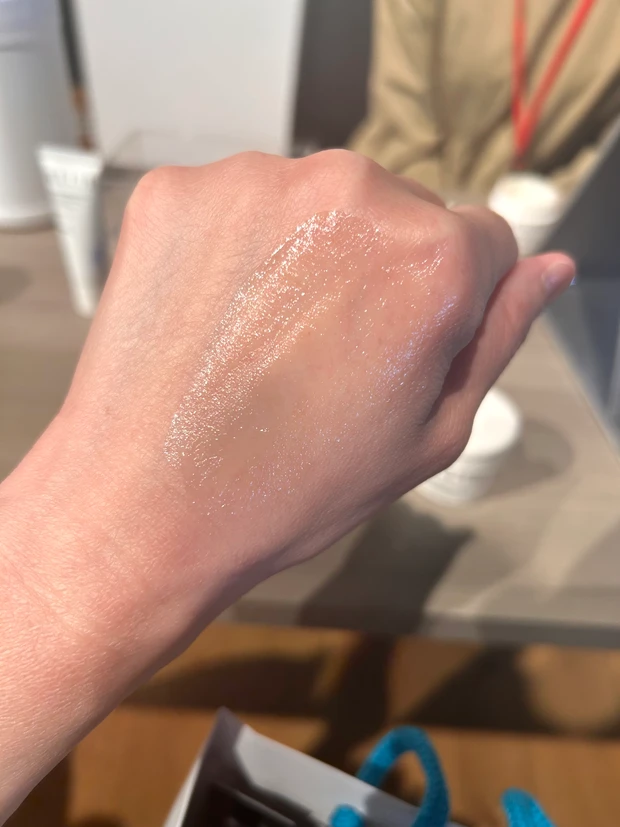 ALLIE UVヘアカラーロックバーム