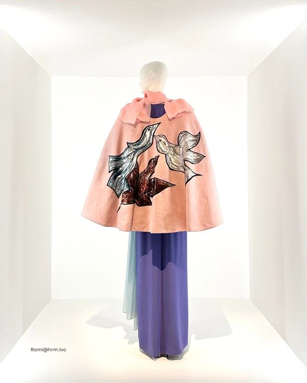 イヴ・サンローラン展