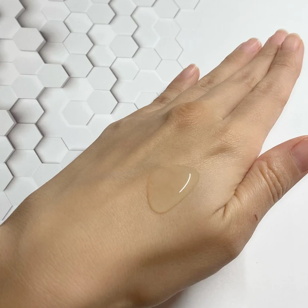 つるり肌へ!毛穴・ざらつきが気になる肌へアプローチ⭐︎ビタミンC配合の化粧水がスゴイ_2