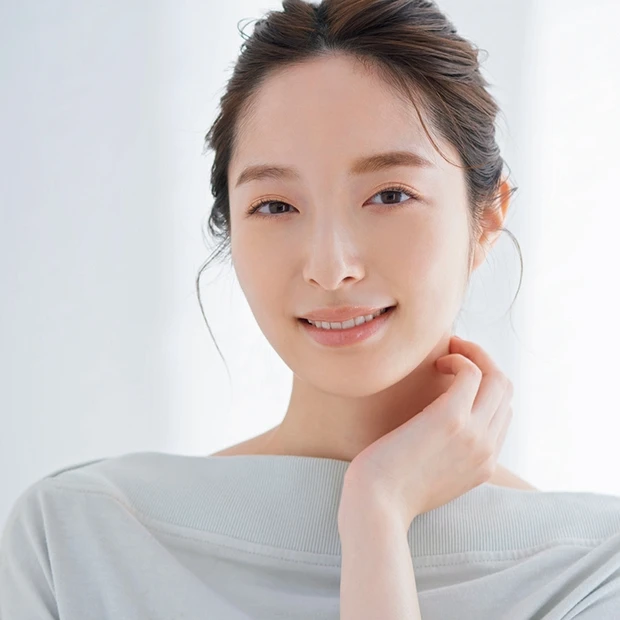 ミストは保湿するだけじゃない！ 美賢者が教える活用術、おすすめアイテムを…