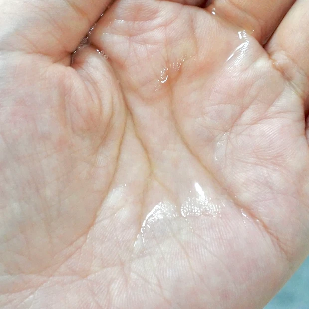 LOA THE OIL「ミスティックウッド」が叶える、洗練された大人の艶髪と香り_2_2