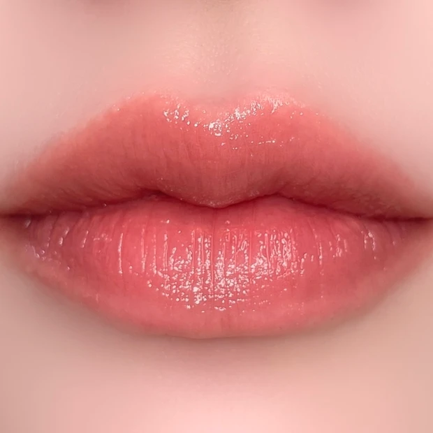 フジコ Fujiko ノールックリップ 03 キュンなベージュ 春リップ