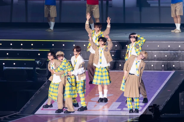 マキア　なにわ男子 LIVE TOUR 2025 'BON BON VOYAGE'　ライブ風景