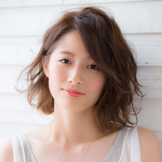 計算された絶妙なラフ感！ 魅惑のフラッフィーボブ