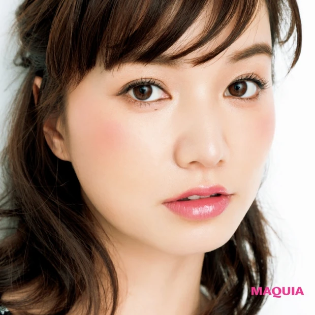 横顔でも惚れさせる♡ひとワザで劇的に変わる色っぽチークの魔法