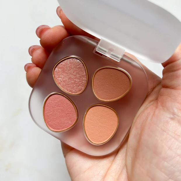 to/one アイシャドウ イエベ春