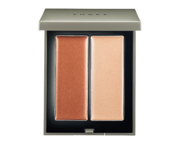 シマリング グロー デュオ 01 ￥4950／THREE