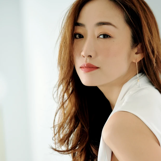 神崎 恵さんセレクト! あざとく作り込む“上質肌”を叶えるベース図鑑