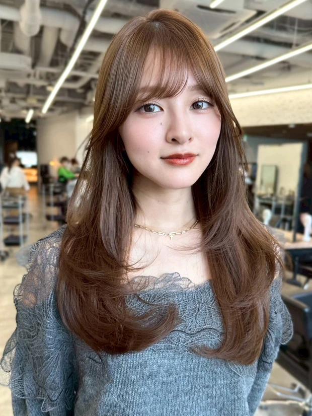 髪型 くびれロング ロングヘア 前髪あり スタイリング